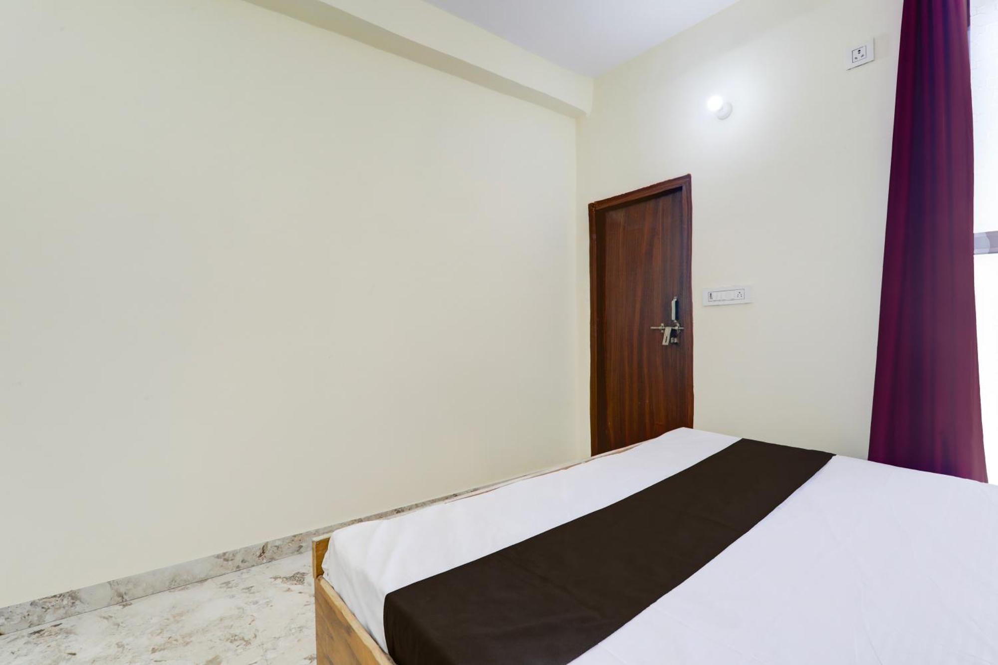 Hotel O Rn Chinhat Zewnętrze zdjęcie