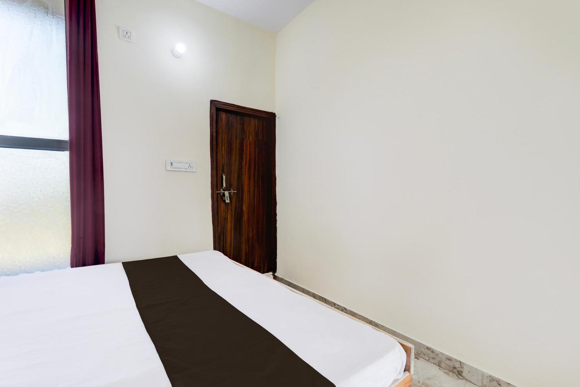 Hotel O Rn Chinhat Zewnętrze zdjęcie